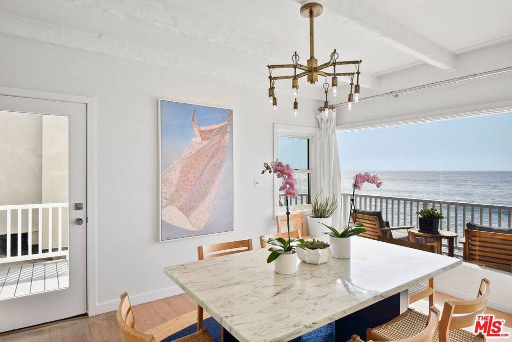Malibu, CA 90265,27208 Pacific Coast HWY
