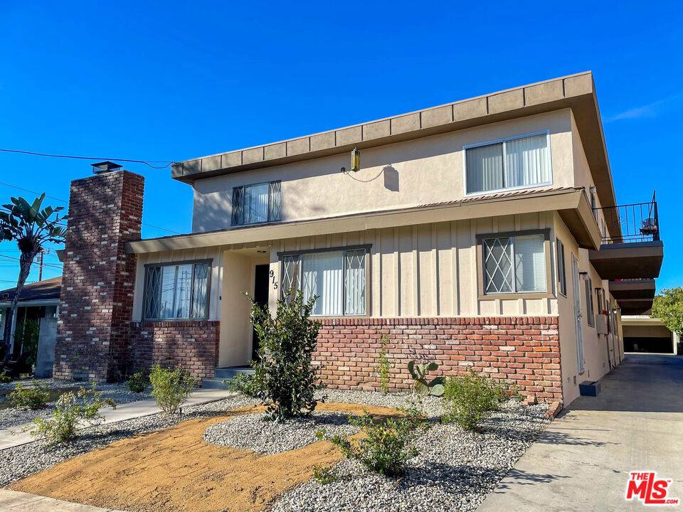 Inglewood, CA 90302,915 Enterprise AVE