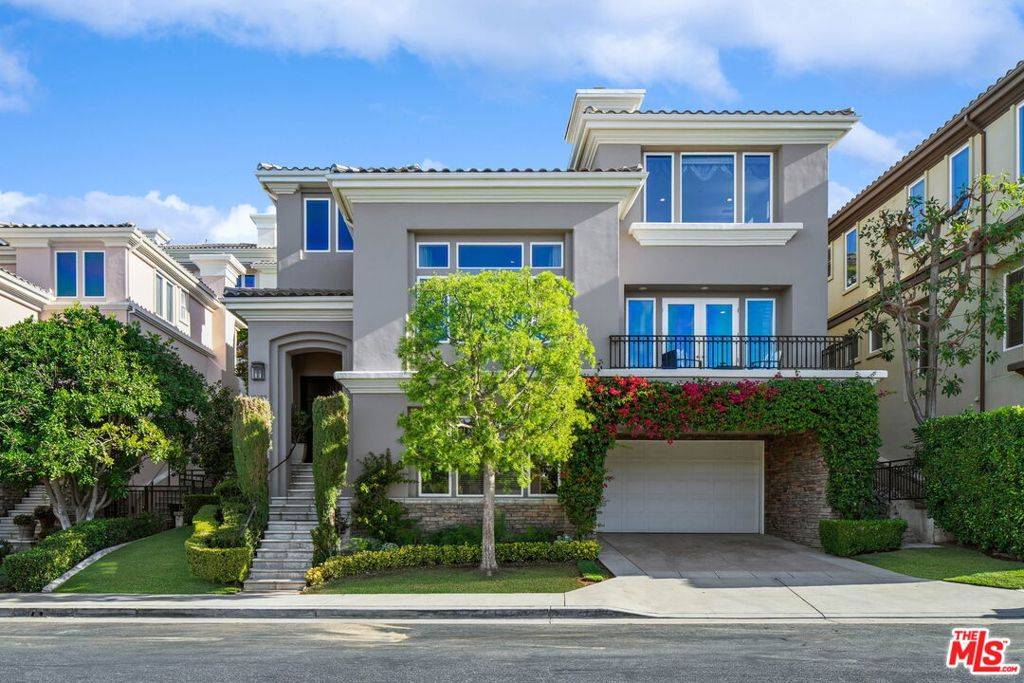 Pacific Palisades, CA 90272,16625 Calle Haleigh