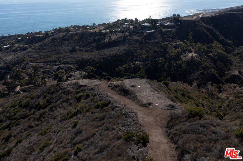 Malibu, CA 90265,2660 Coal Canyon RD