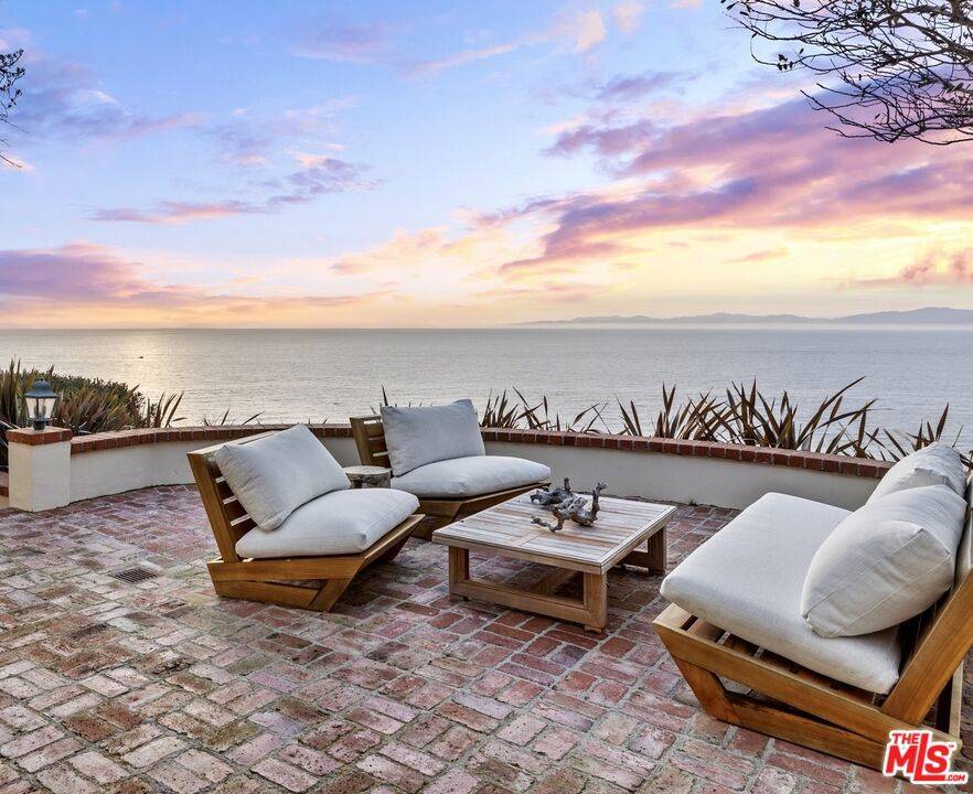 Palos Verdes Estates, CA 90274,1115 Palos Verdes DR