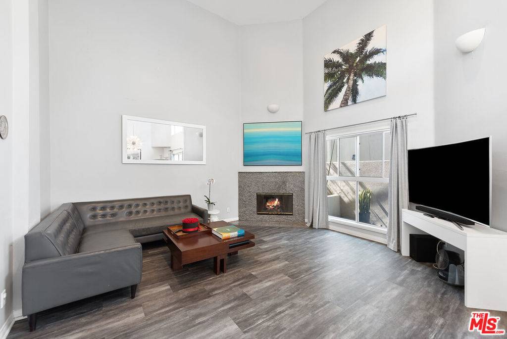 Santa Monica, CA 90404,2824 Arizona AVE #2