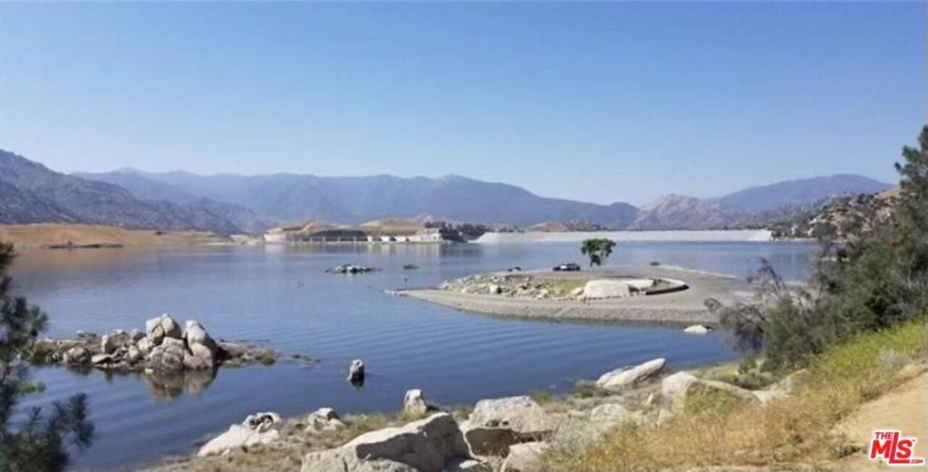 Lake Isabella, CA 92345,0 Geneva Ct