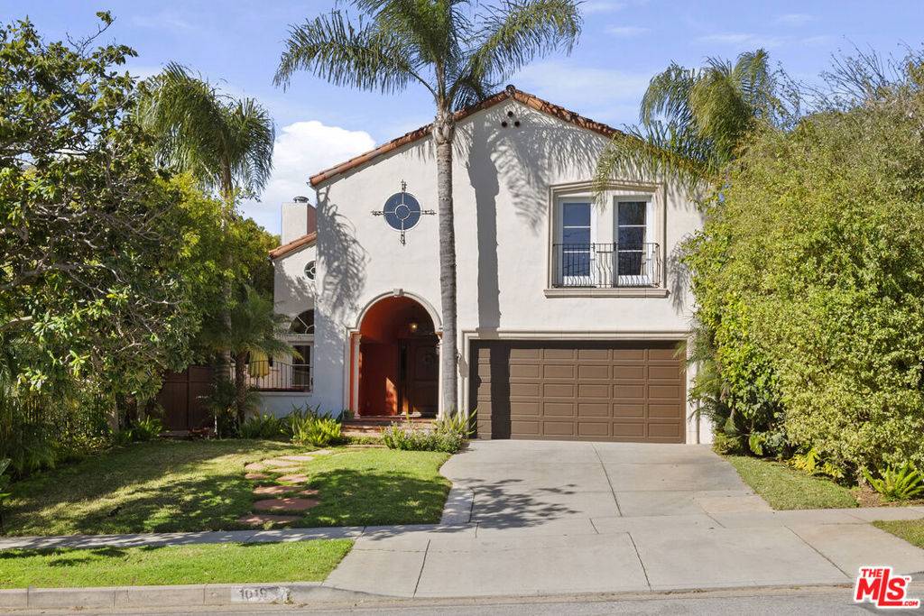 Pacific Palisades, CA 90272,1019 Chautauqua BLVD