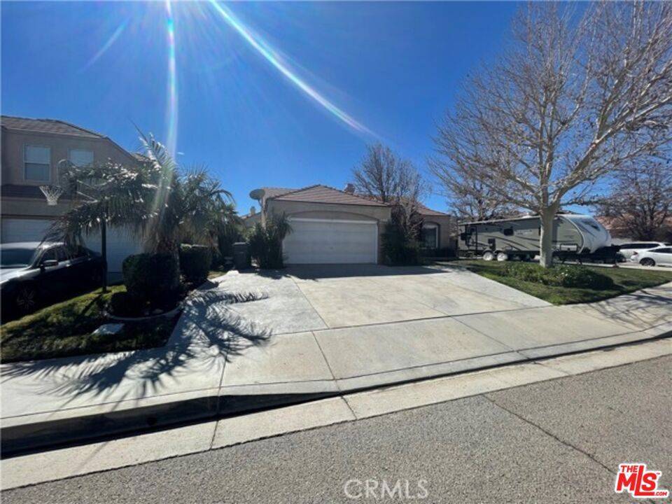 Palmdale, CA 93551,2714 Cloverdale CT