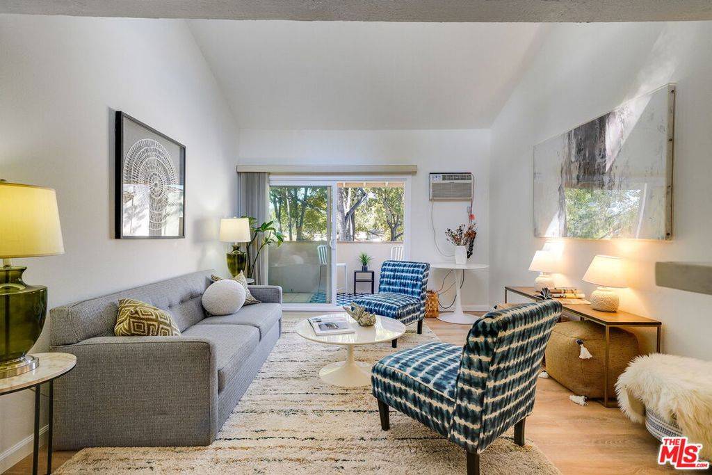 Agoura Hills, CA 91301,28915 Thousand Oaks BLVD #293