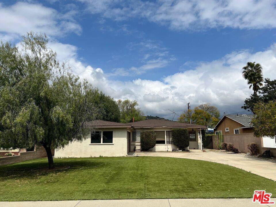 Glendora, CA 91740,817 E Juanita AVE