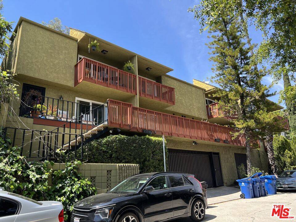 Los Angeles, CA 90027,3333 Wood TER