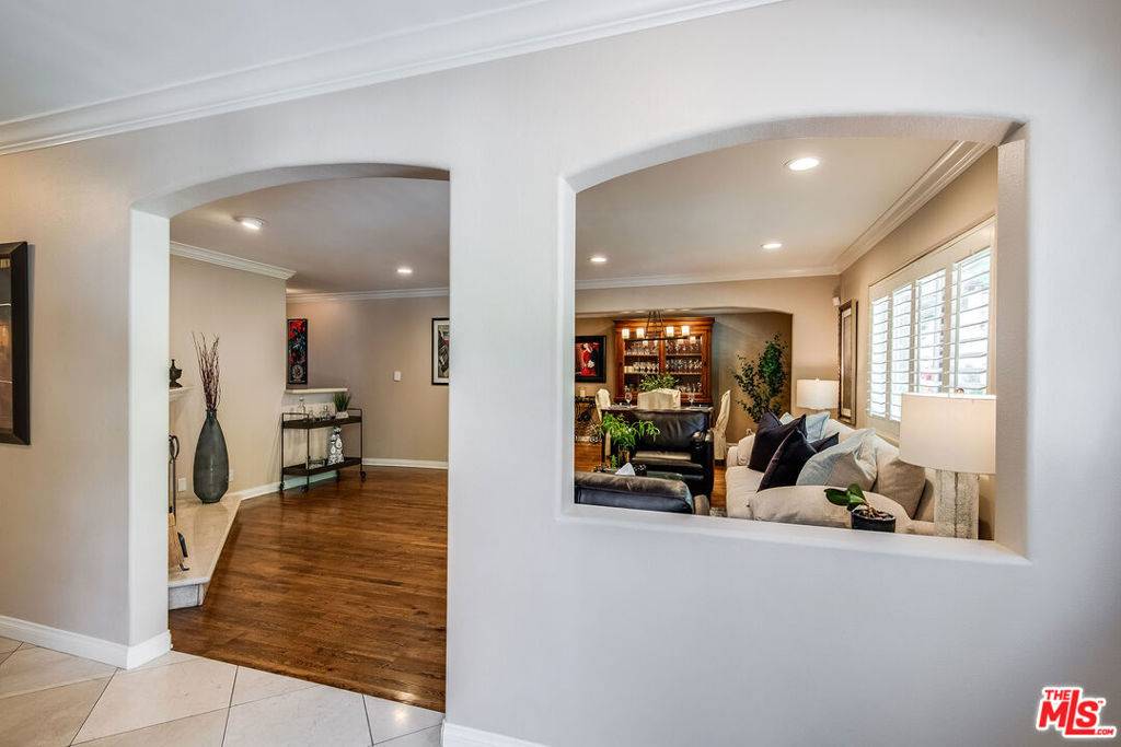 Studio City, CA 91604,4013 Alta Mesa DR