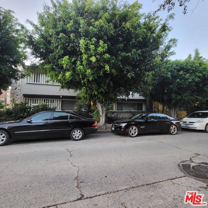 Los Angeles, CA 90005,4085 W 7th ST