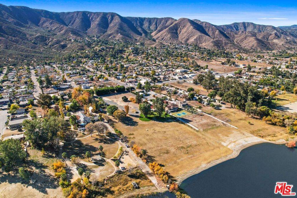 Lake Elsinore, CA 92530,17704 Grand AVE