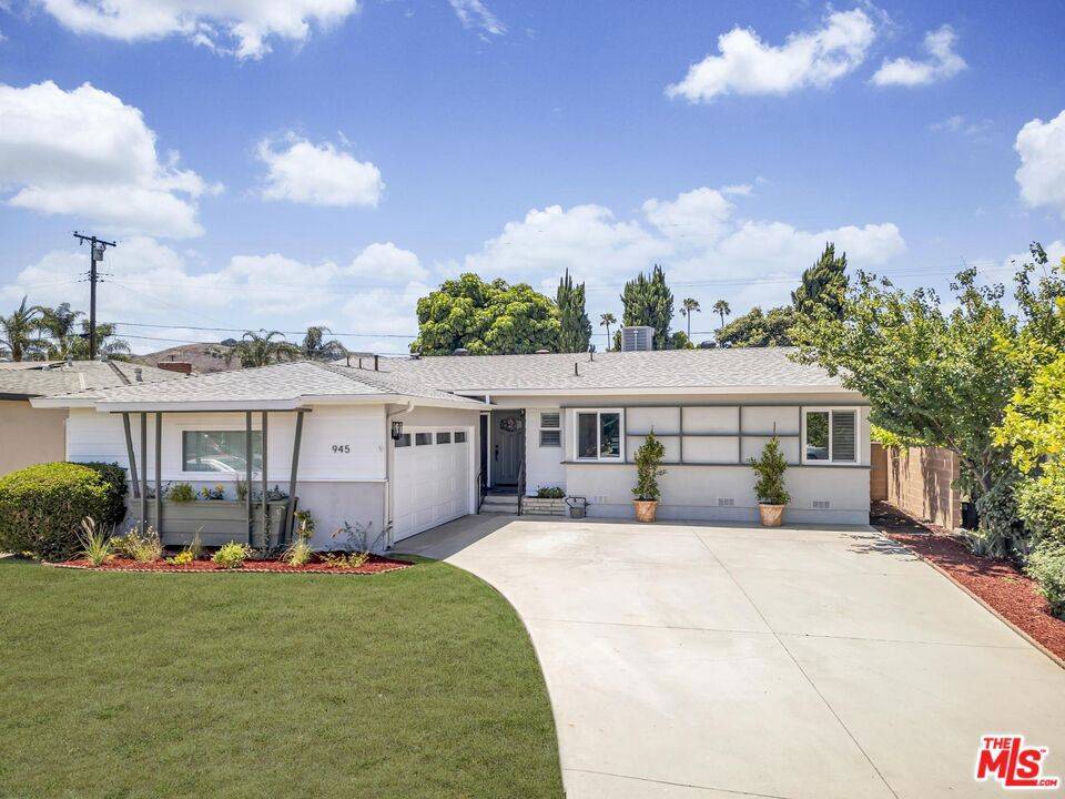 Hacienda Heights, CA 91745,945 Latchford AVE