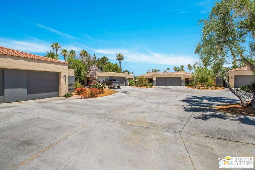 Palm Springs, CA 92262,1310 Sunflower CIR