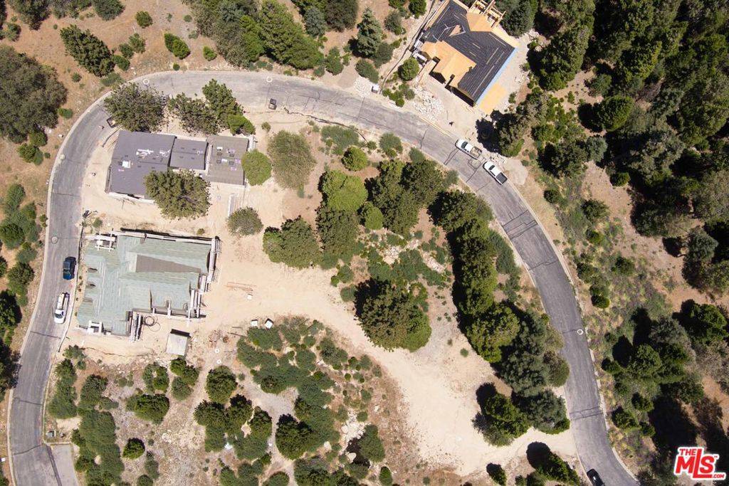 Lake Arrowhead, CA 92352,188 Mill Pond RD
