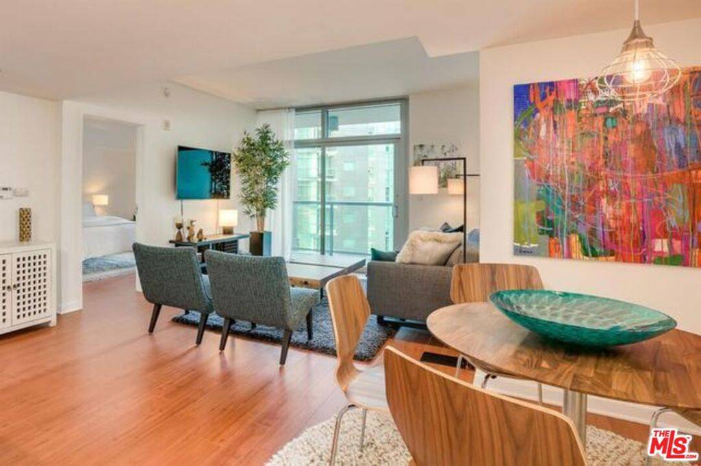 Venice, CA 90292,13700 Marina Pointe DR #1526