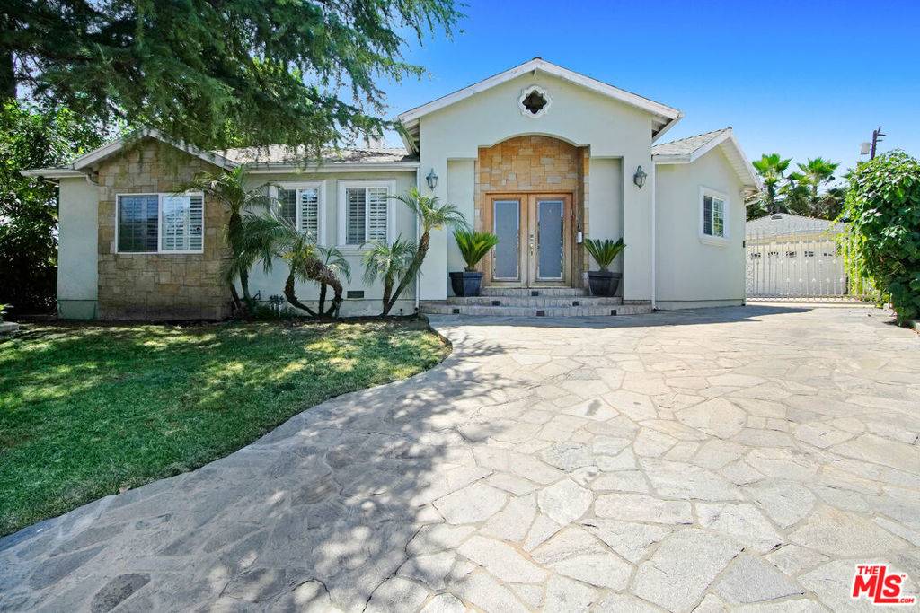 Encino, CA 91316,4904 Rupert AVE