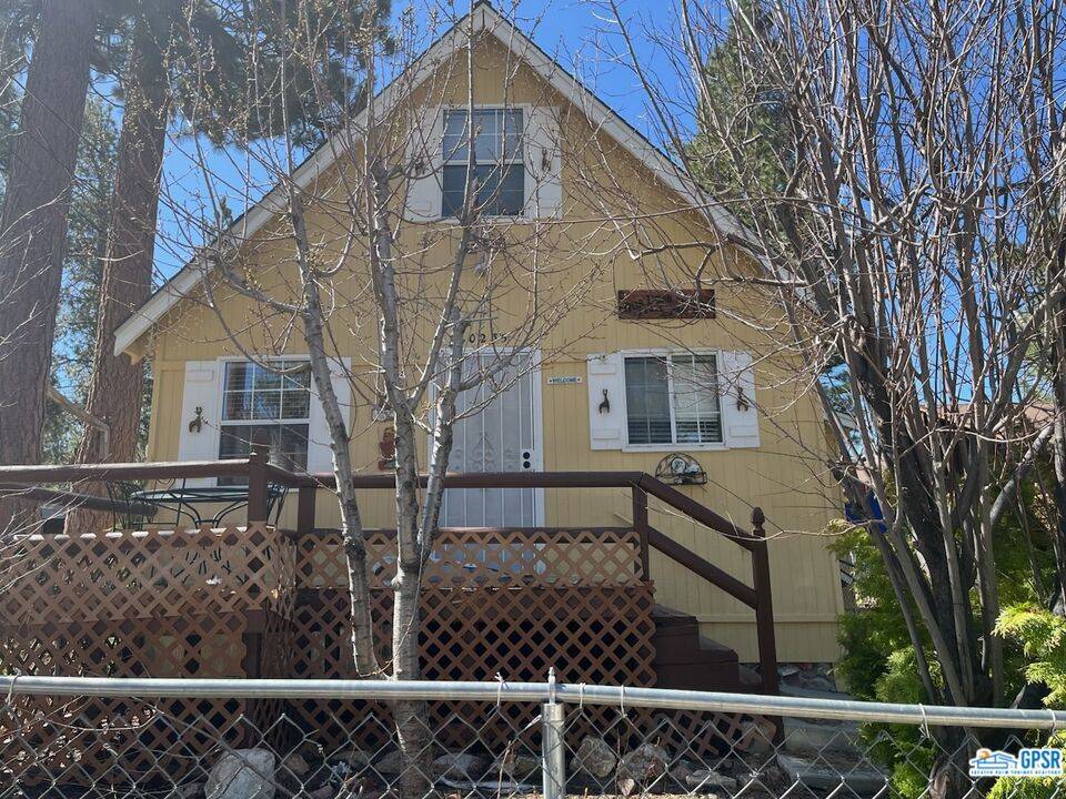 Big Bear, CA 92315,40235 Guinan LN