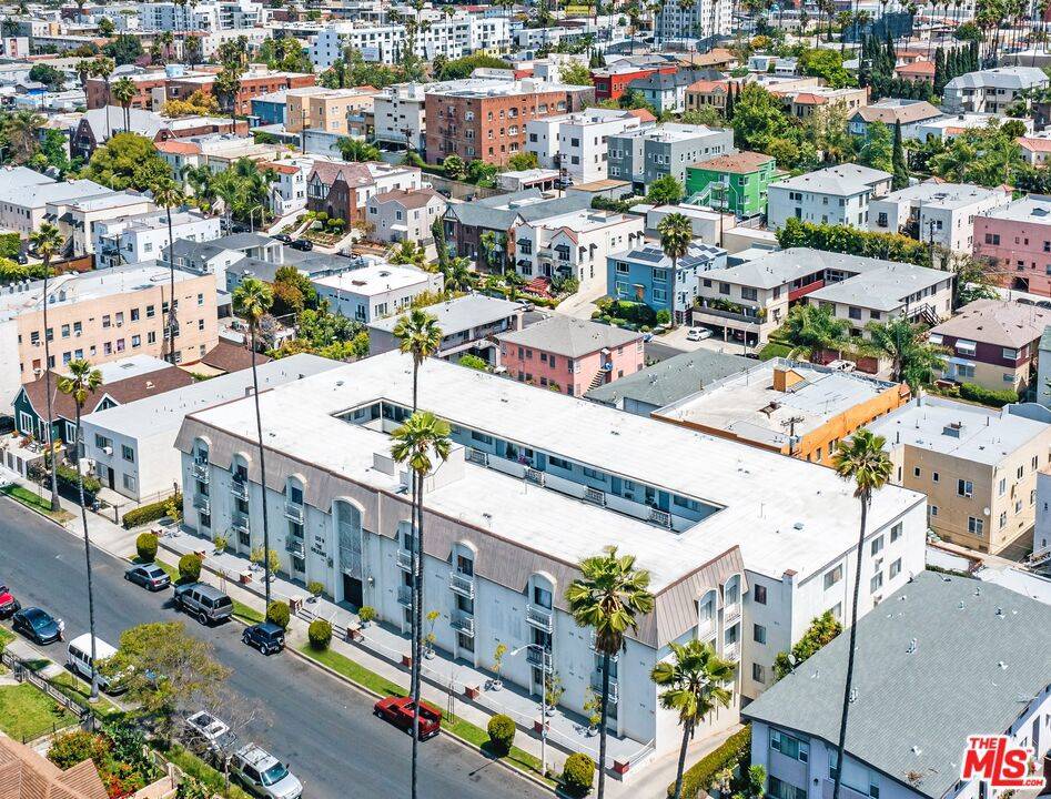 Los Angeles, CA 90004,130 N Alexandria AVE