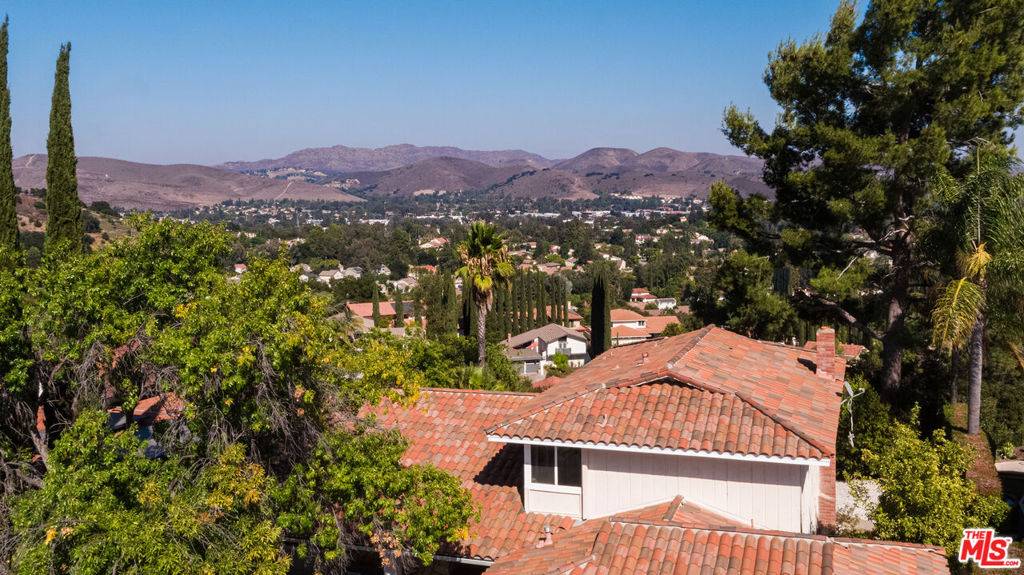 Westlake Village, CA 91361,1096 Stoneshead CT