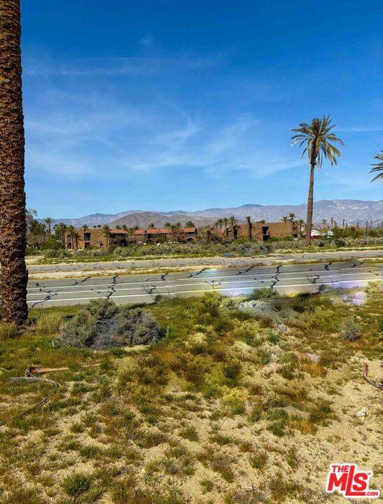 Borrego Springs, CA 92004,0 Tilting T DR