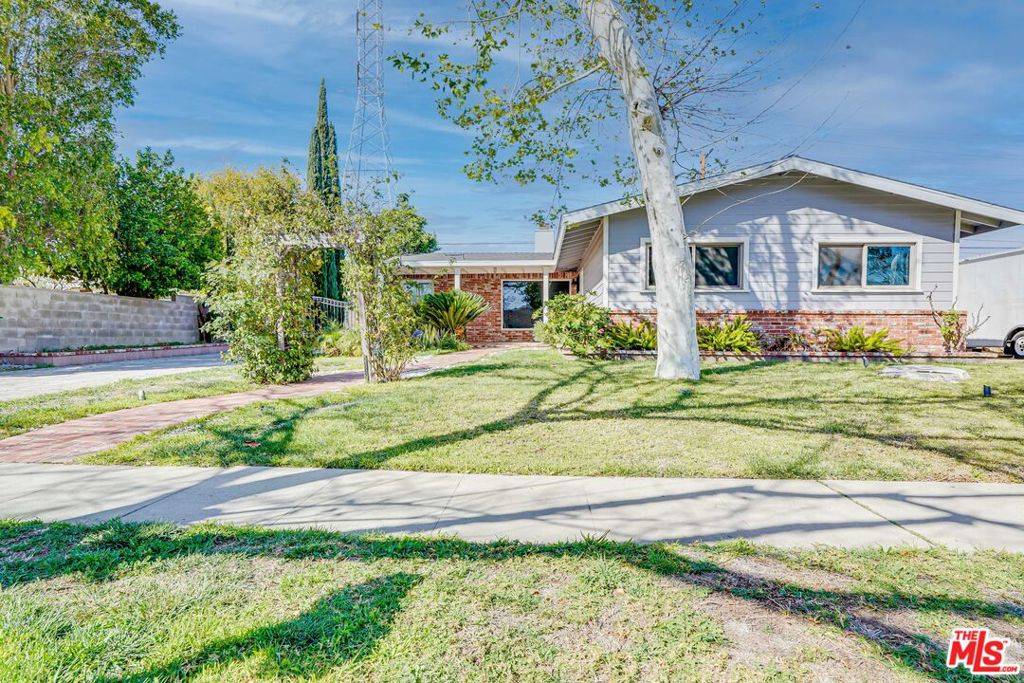 Granada Hills, CA 91344,16823 Simonds ST