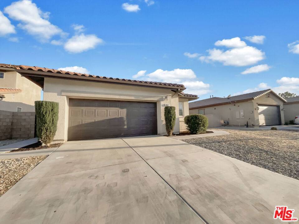 Lancaster, CA 93535,3532 Topaz LN