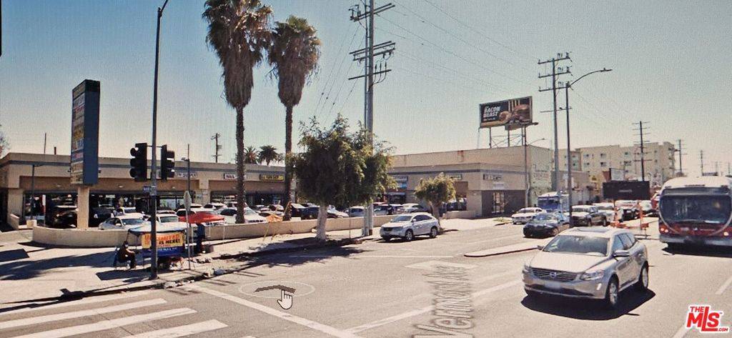 Los Angeles, CA 90044,8600 S Vermont AVE