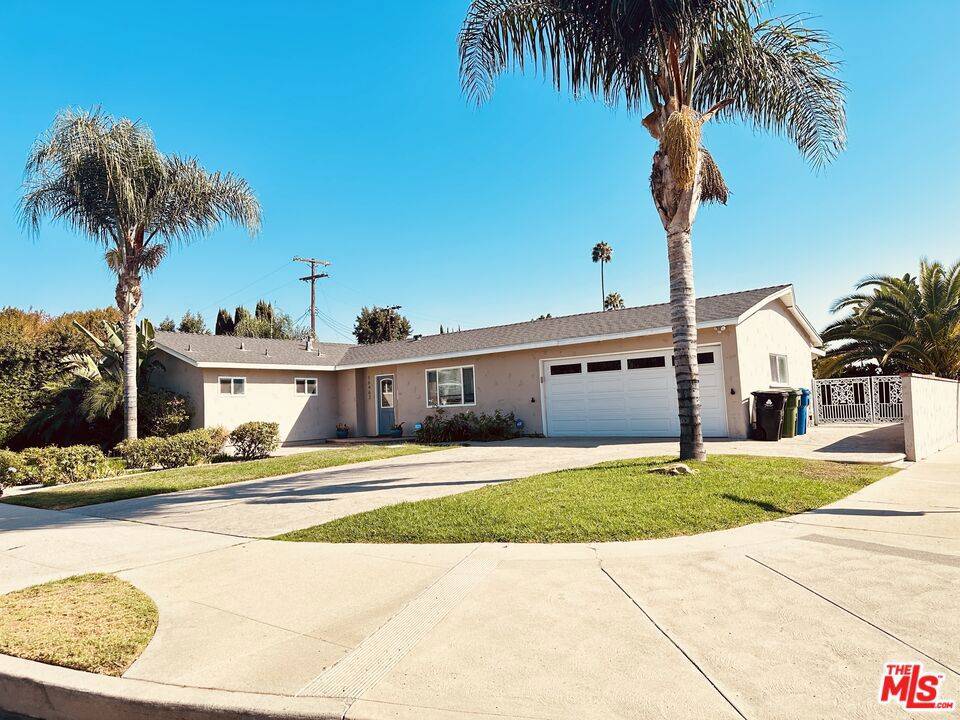 North Hills, CA 91343,16462 Rayen ST