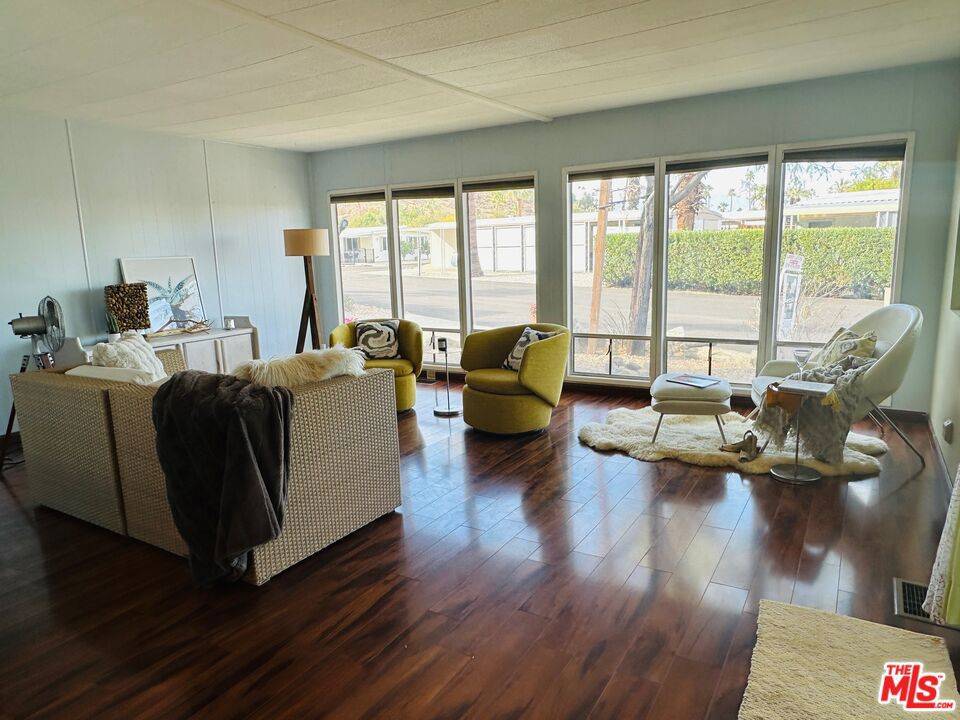 Palm Springs, CA 92264,235 Newport