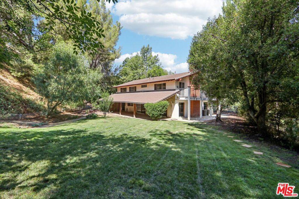 Hidden Hills, CA 91302,24910 John Fremont RD