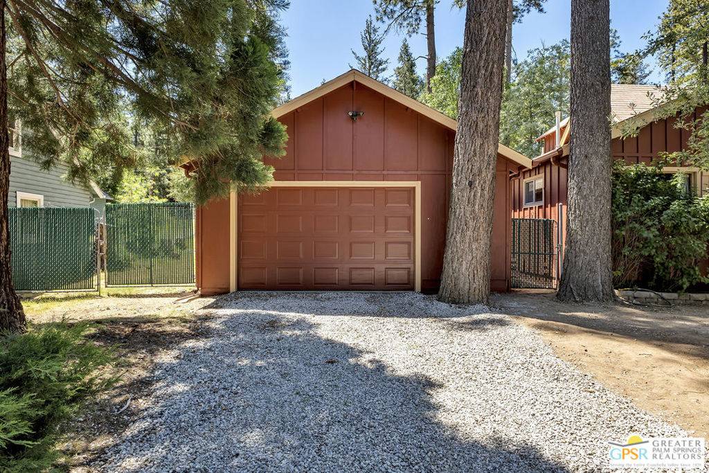 Idyllwild, CA 92549,53625 Tollgate RD