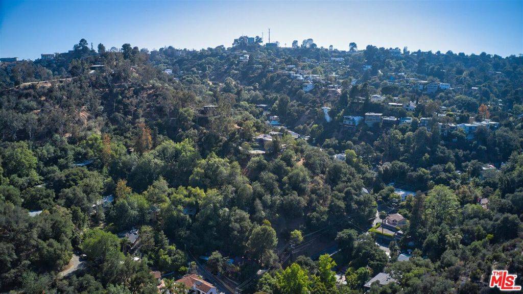 Los Angeles, CA 90046,8696 8698 Wonderland Ave