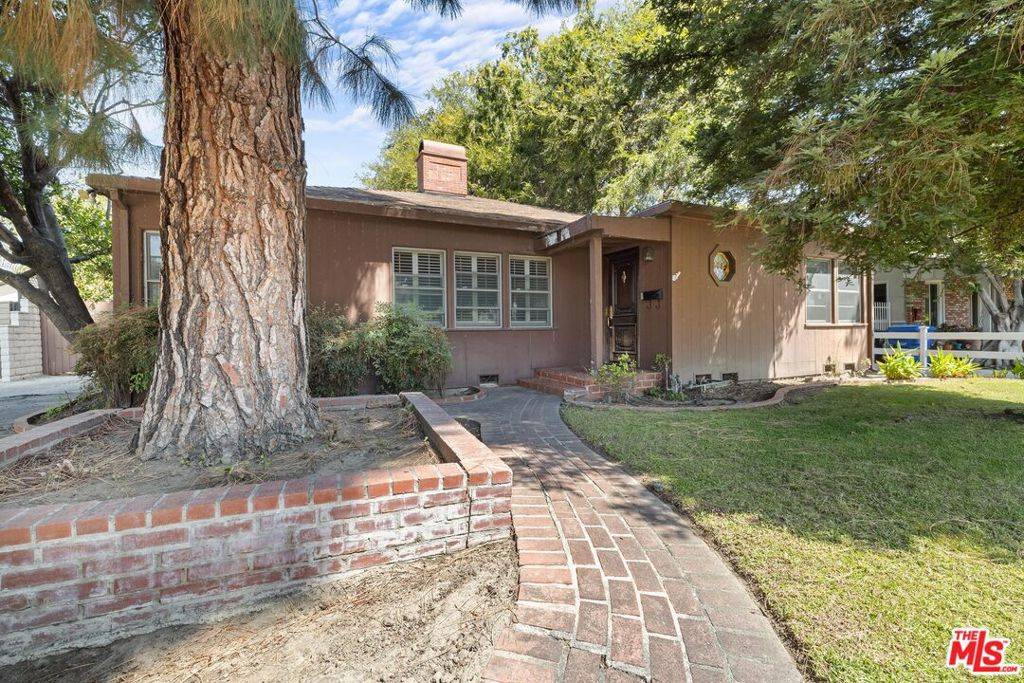 Valley Village, CA 91607,12227 La Maida ST