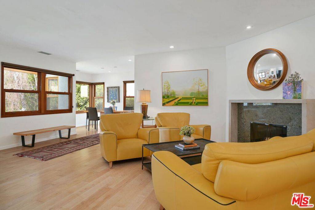 Pacific Palisades, CA 90272,712 Muskingum AVE