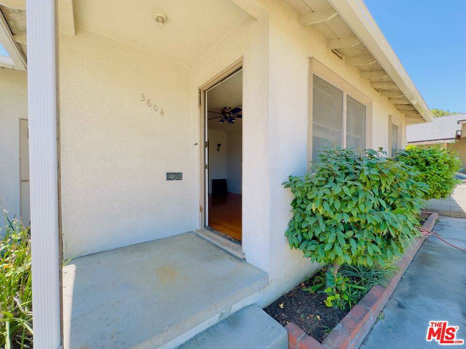 Fullerton, CA 92833,3604 W Ash AVE