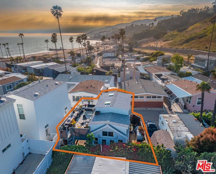 Pacific Palisades, CA 90272,16321 Pacific Coast Highway #135