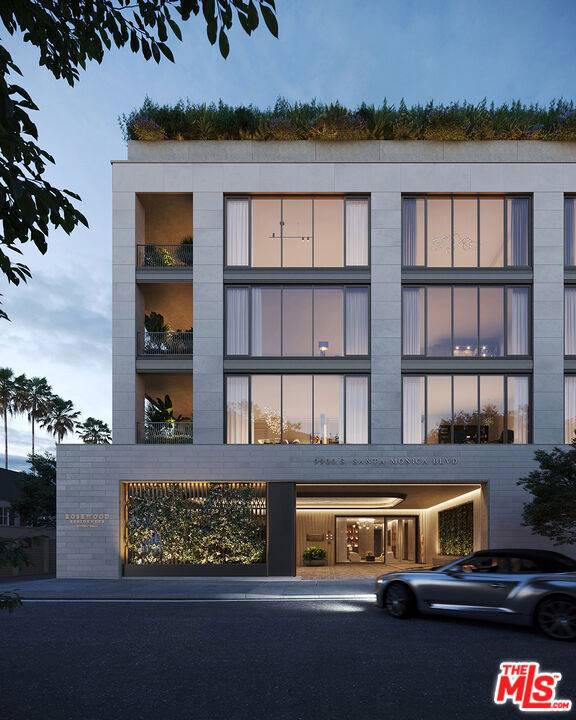 Beverly Hills, CA 90212,9900 S Santa Monica BLVD #1A