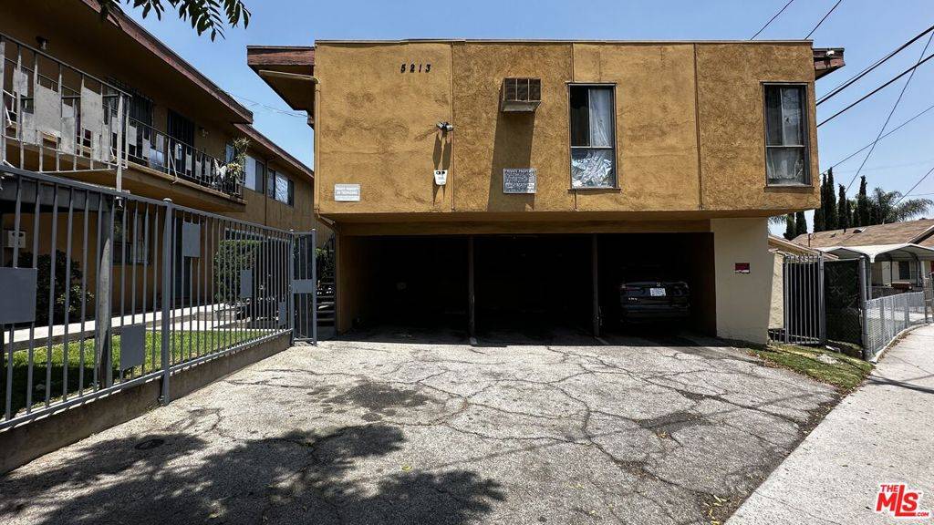 Los Angeles, CA 90042,281 S Avenue 52