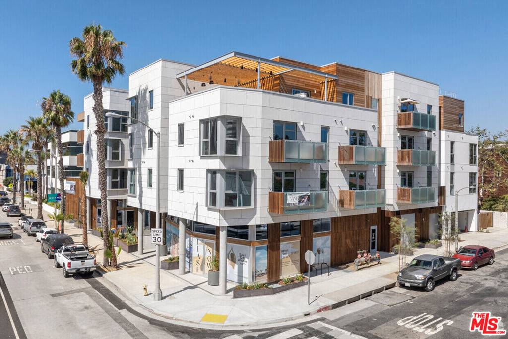 Santa Monica, CA 90403,3223 Wilshire BLVD #103