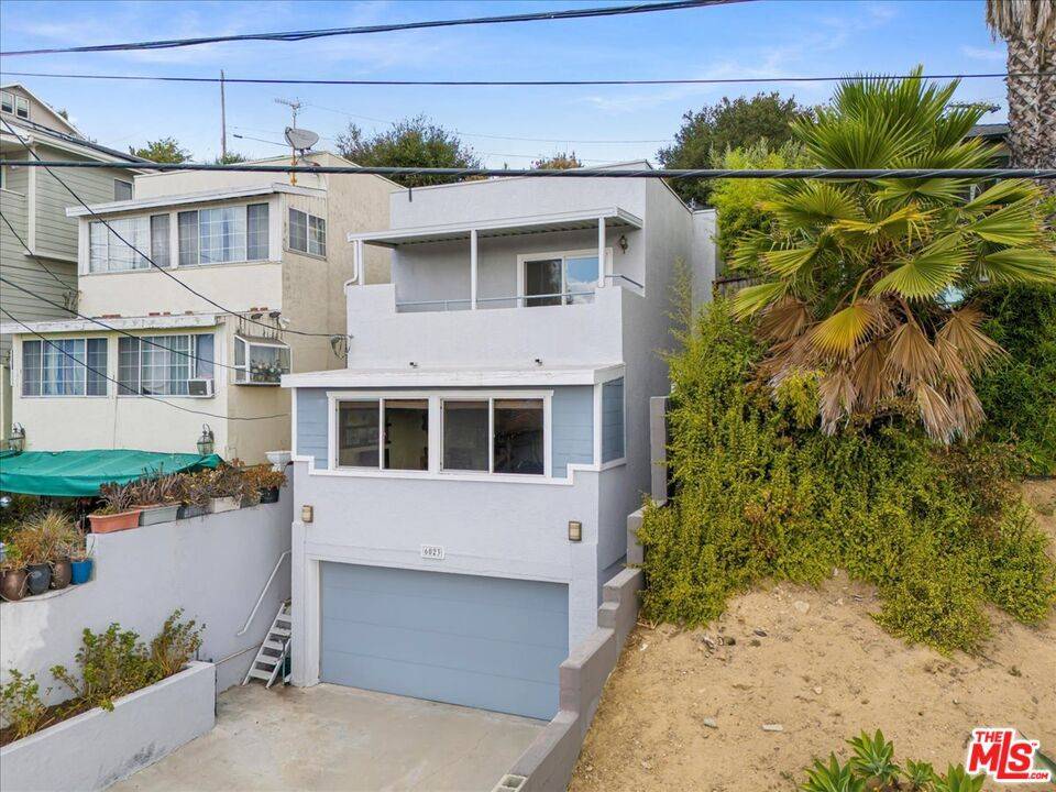 Los Angeles, CA 90042,6023 Delphi ST