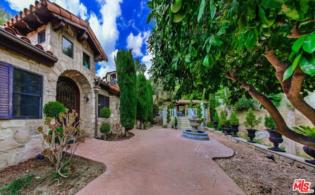 La Habra Heights, CA 90631,1360 El Terraza DR