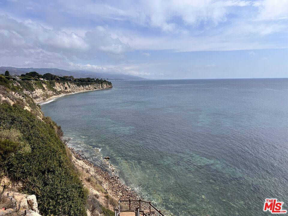 Malibu, CA 90265,29135 Cliffside DR