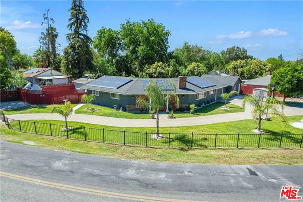 Gridley, CA 95948,210 Little AVE