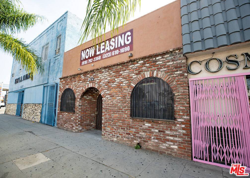 Los Angeles, CA 90022,922 S Atlantic BLVD
