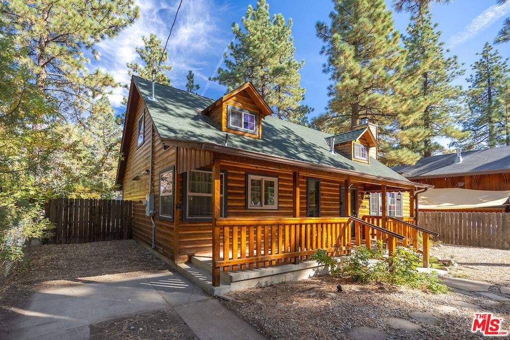 Big Bear City, CA 92314,920 Tinkerbell AVE