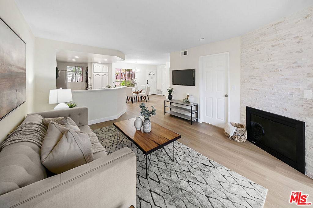 Torrance, CA 90505,24516 Park ST