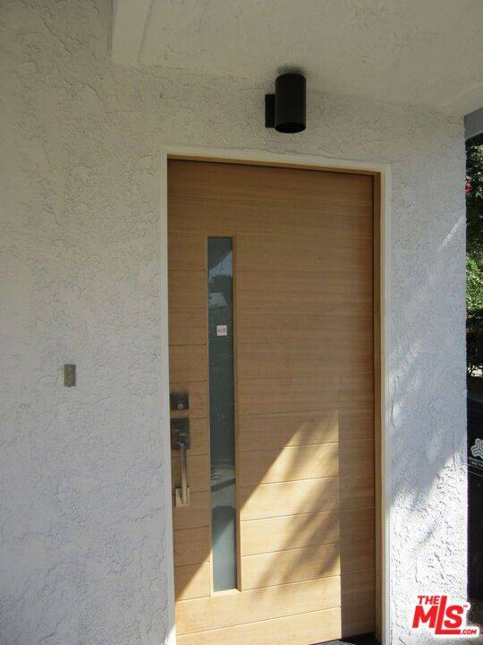 Winnetka, CA 91306,6833 1/2 Lubao