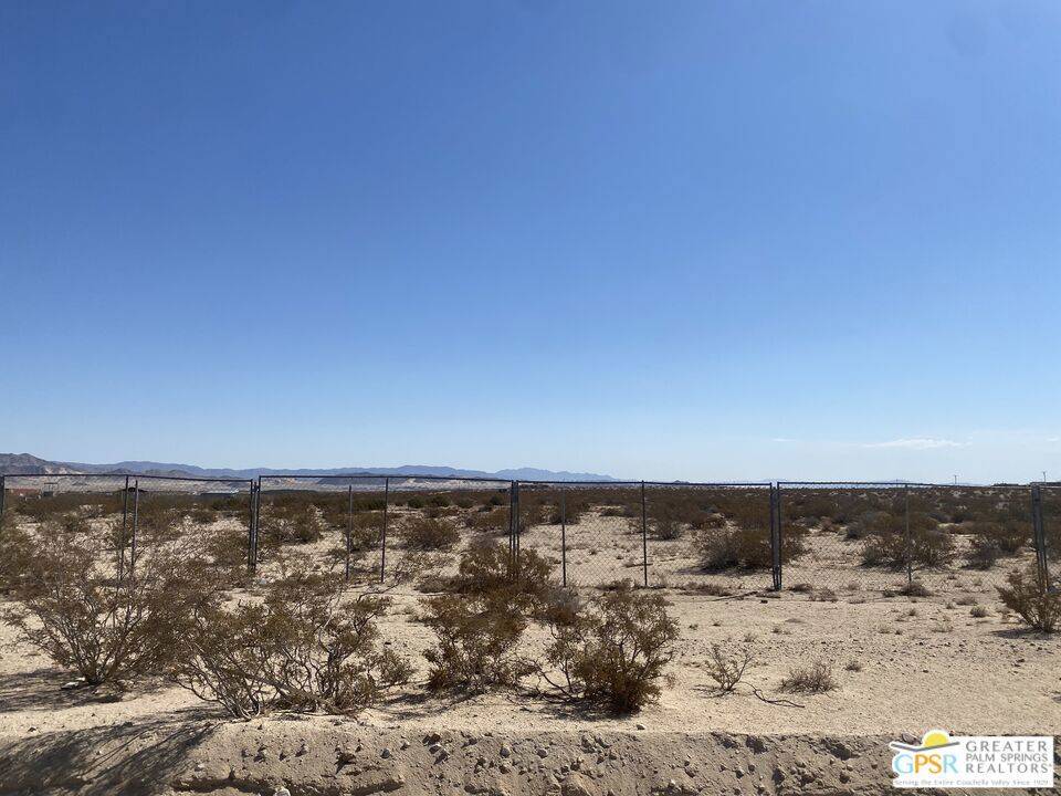 CA 92277,0 El Anaheim RD #Lot 07