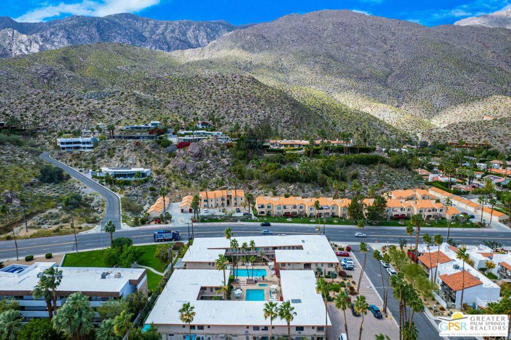 Palm Springs, CA 92264,2290 S Palm Canyon DR #11