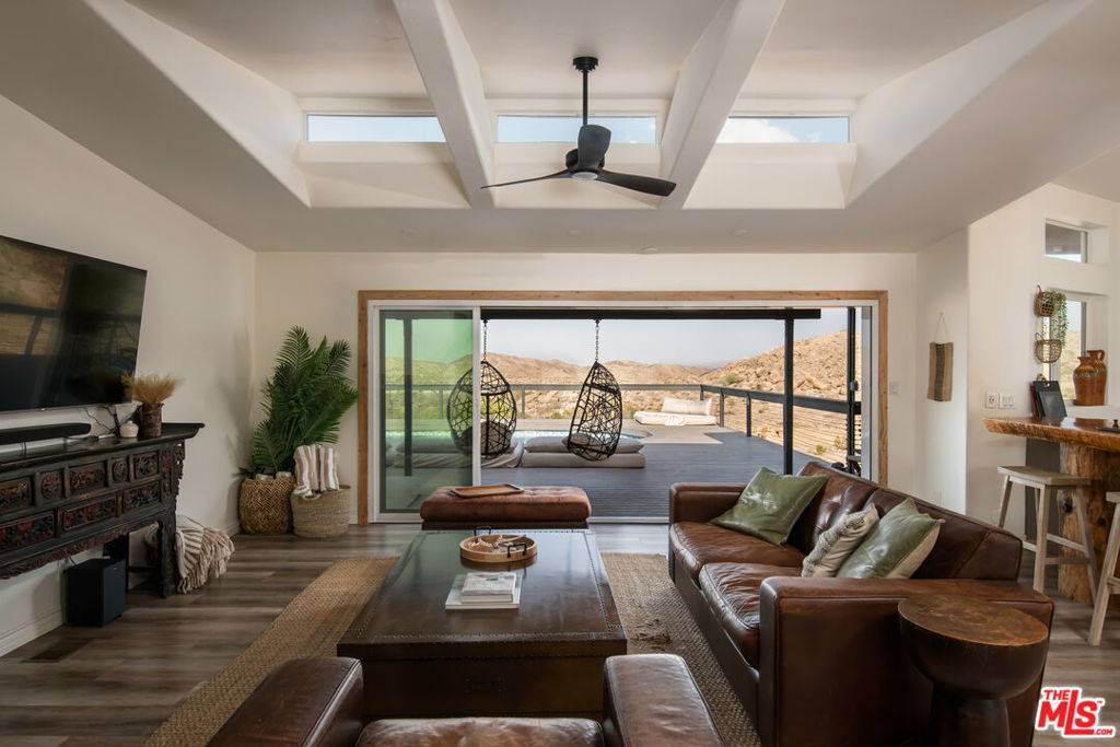 59855 Security DR Yucca Valley, CA 92284